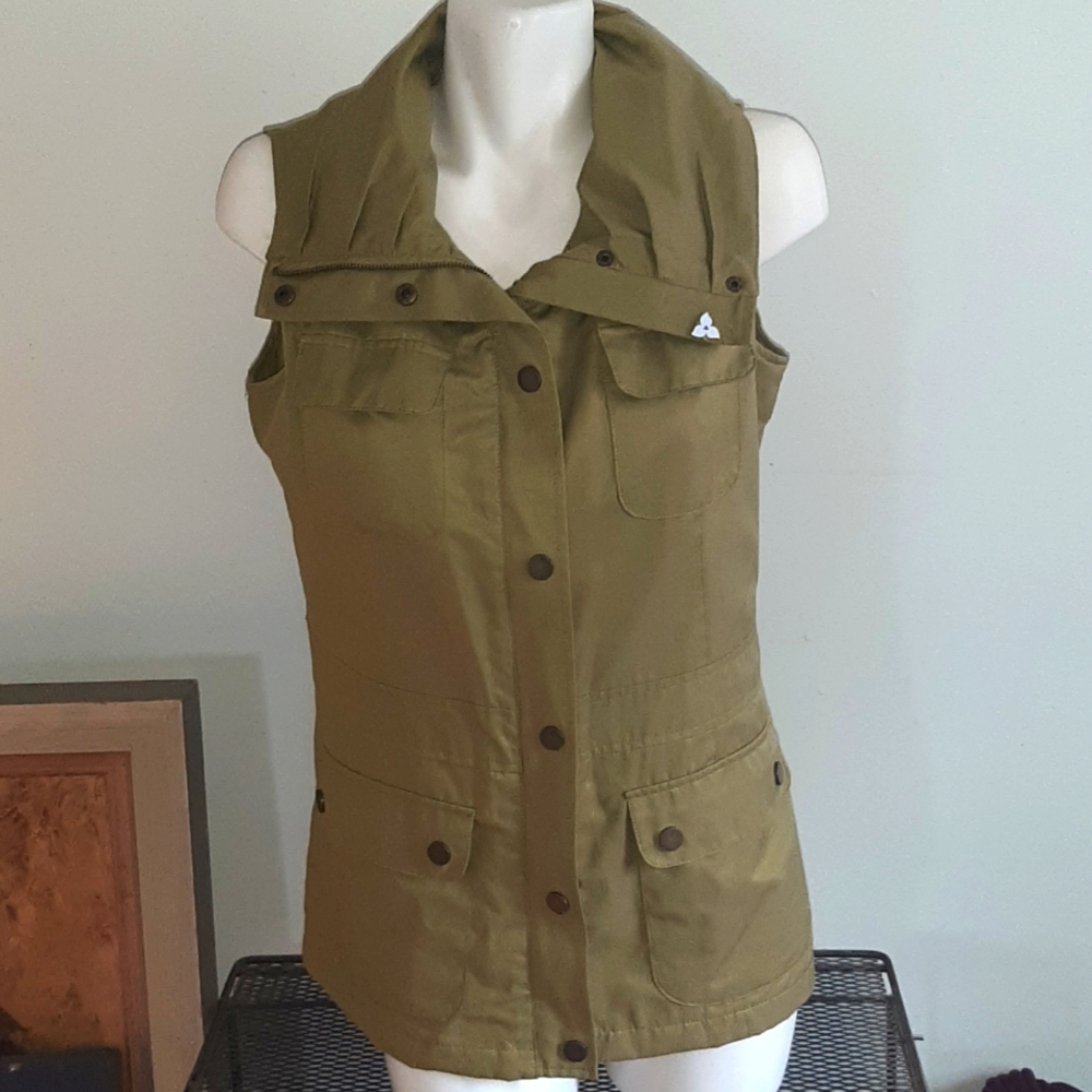 Green Vest